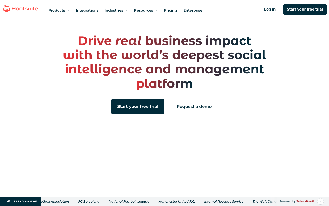 Hootsuite social media management platform homepage screenshot