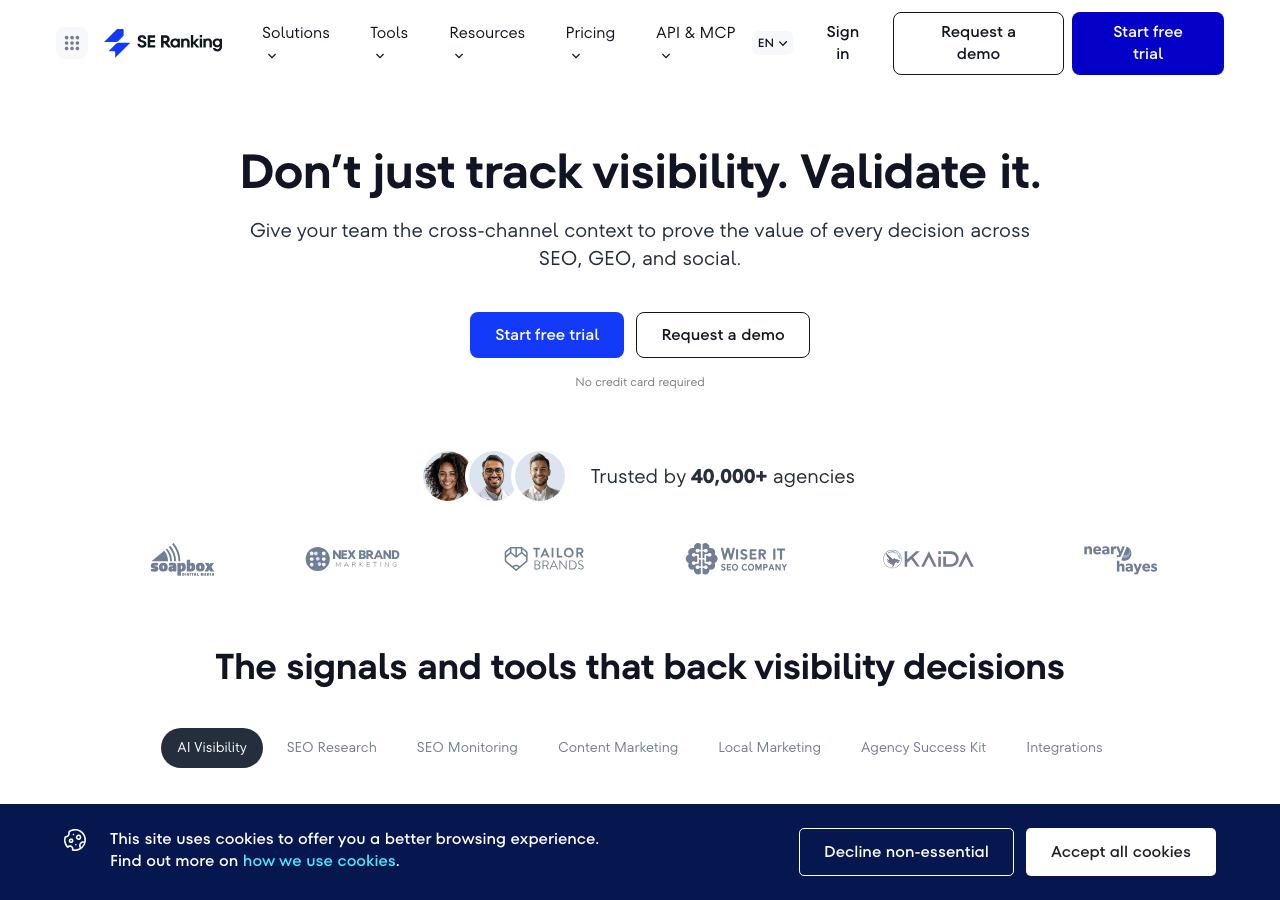 SE Ranking rank tracking and SEO dashboard